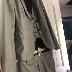 Banana Republic 3-Piece Women’s Business Pant Suit Size 8